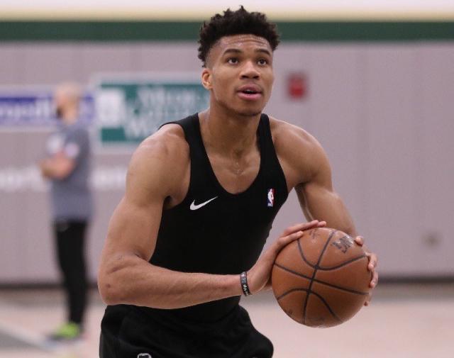 仰角衍生的 仰角衍生的